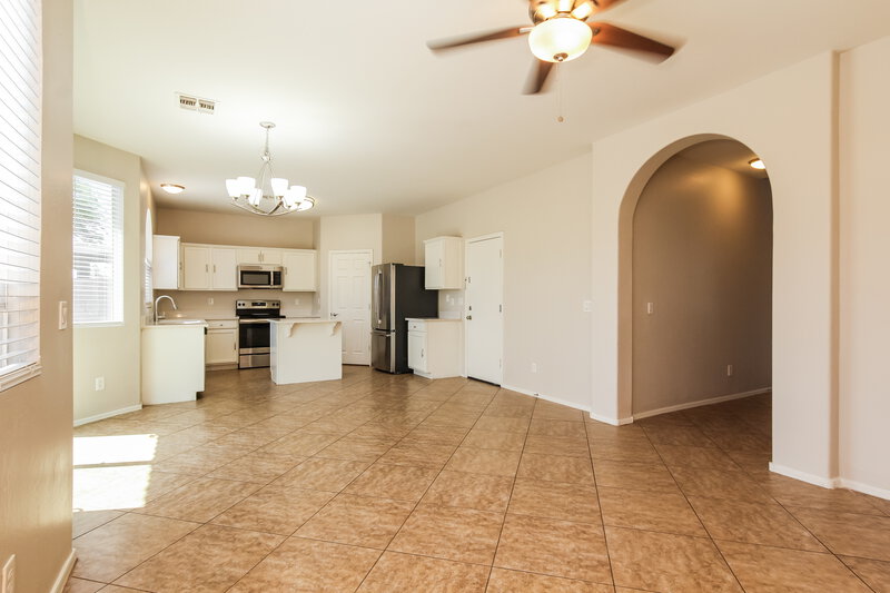 1,875/Mo, 2655 S 89th Ave Tolleson, AZ 85353 Living Room View 2