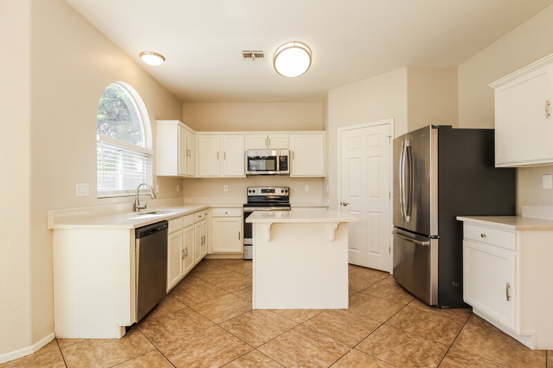 1,875/Mo, 2655 S 89th Ave Tolleson, AZ 85353 Kitchen View