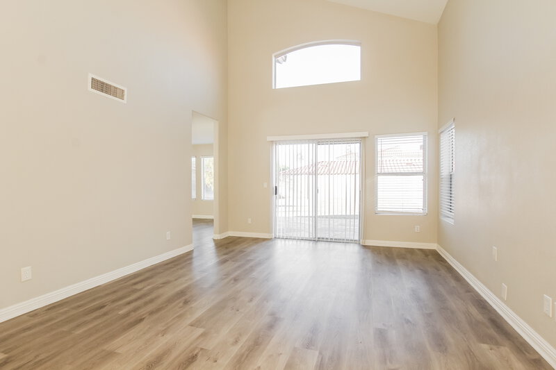 2,210/Mo, 1012 N Blackstone Dr Chandler, AZ 85224 Living Room View