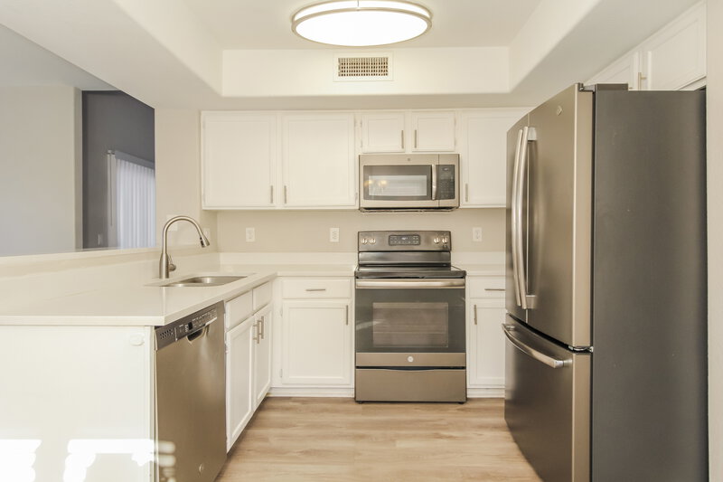 2,210/Mo, 1012 N Blackstone Dr Chandler, AZ 85224 Kitchen View