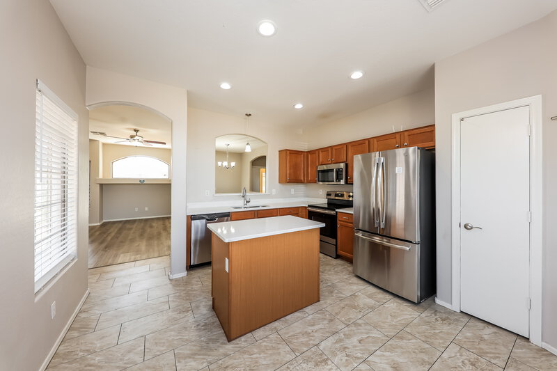 1,850/Mo, 13017 W Corrine Dr El Mirage, AZ 85335 Kitchen View 2
