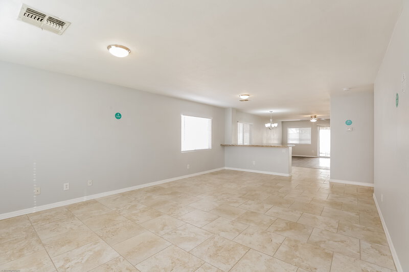 1,875/Mo, 16224 W Pioneer St Goodyear, AZ 85338 Living Room View 2