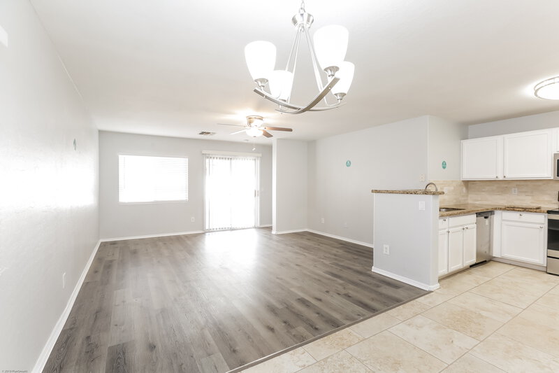 1,875/Mo, 16224 W Pioneer St Goodyear, AZ 85338 Dining Room View