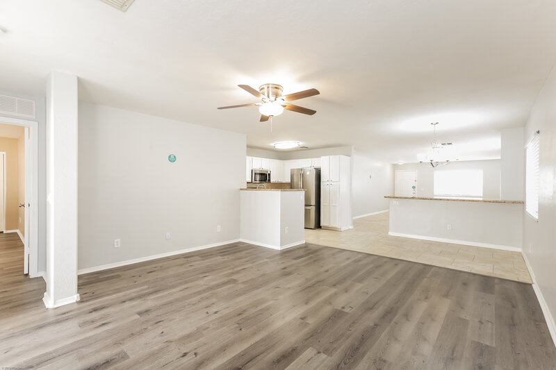 1,875/Mo, 16224 W Pioneer St Goodyear, AZ 85338 Dining Room View 2