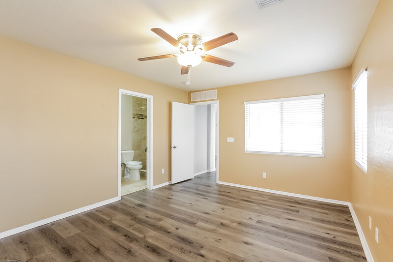 1,875/Mo, 16224 W Pioneer St Goodyear, AZ 85338 Master Bedroom View 2