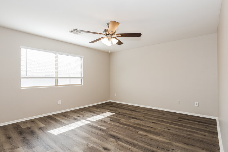 1,795/Mo, 14909 W Watson Cir Surprise, AZ 85379 Main Bedroom View