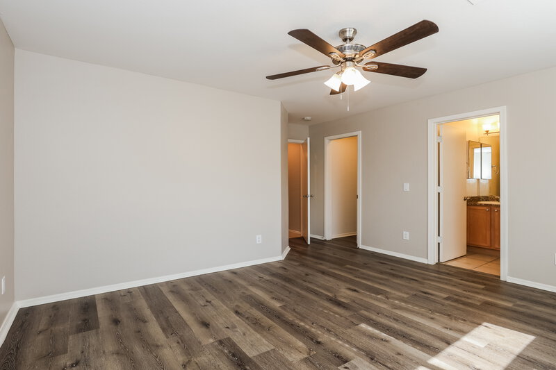 1,795/Mo, 14909 W Watson Cir Surprise, AZ 85379 Main Bedroom View 2