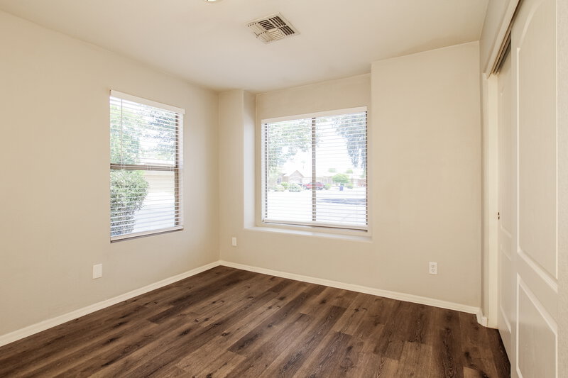 2,315/Mo, 802 S 126th Ave Avondale, AZ 85323 Bedroom View