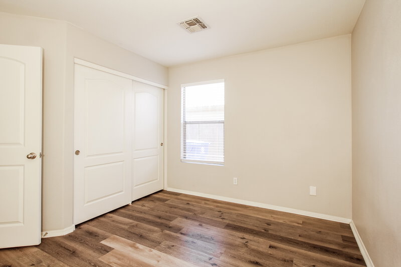 2,315/Mo, 802 S 126th Ave Avondale, AZ 85323 Bedroom View 3