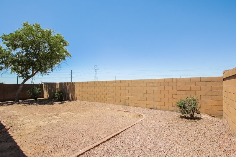 2,315/Mo, 802 S 126th Ave Avondale, AZ 85323 Rear View