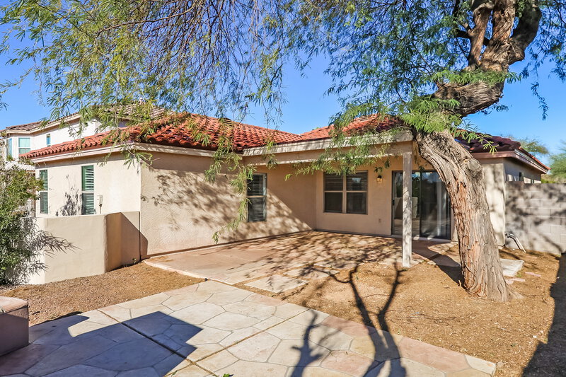 2,060/Mo, 8211 W Mission Ln Peoria, AZ 85345 Rear View