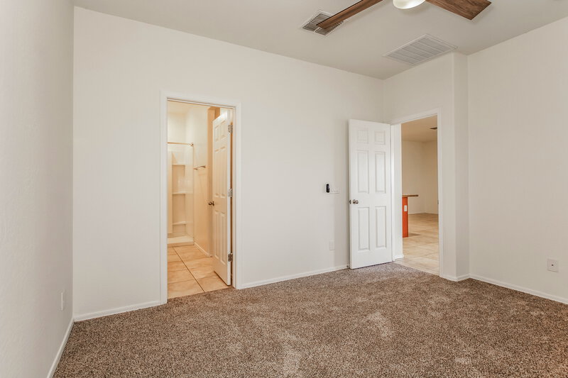 2,130/Mo, 4086 W Winston Dr Laveen, AZ 85339 Main Bedroom View 2