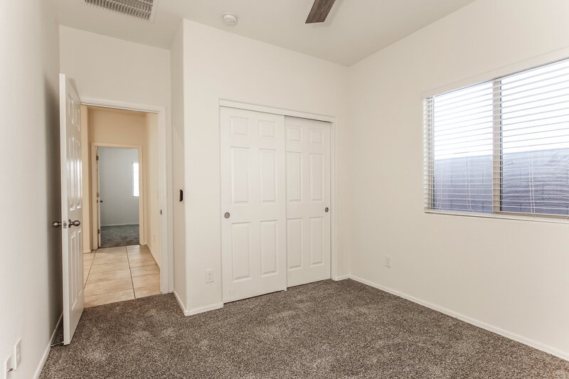 2,130/Mo, 4086 W Winston Dr Laveen, AZ 85339 Bedroom View