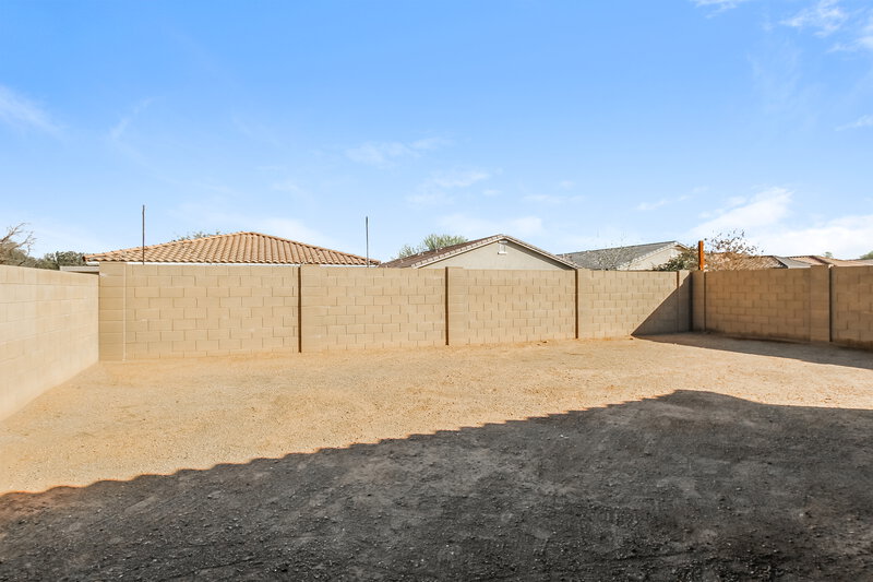 2,130/Mo, 4086 W Winston Dr Laveen, AZ 85339 Rear View