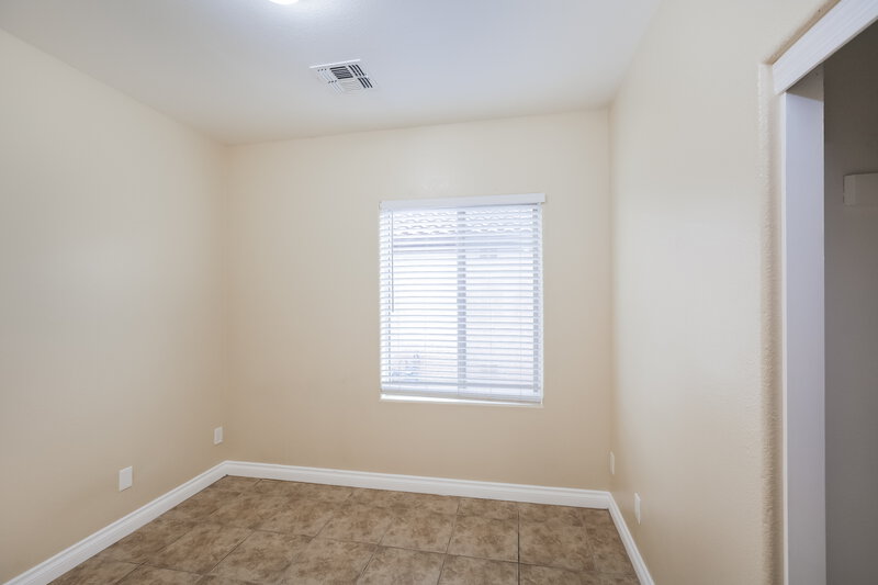 2,110/Mo, 11559 W Western Ave Avondale, AZ 85323 Bedroom View 2