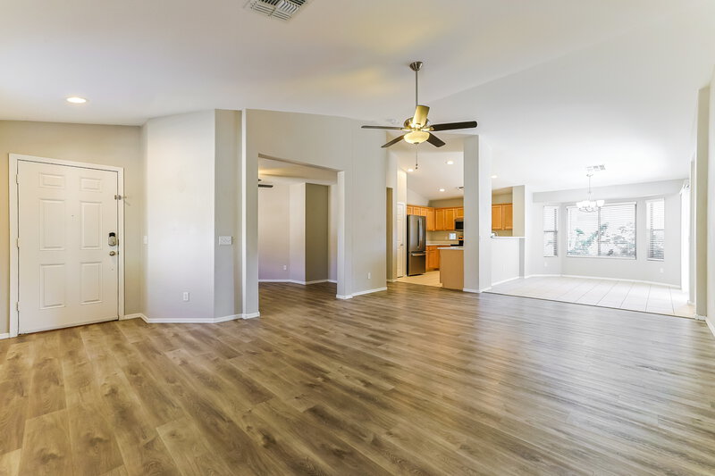 1,795/Mo, 3041 E Pinto Valley Rd San Tan Valley, AZ 85143 Living Room View
