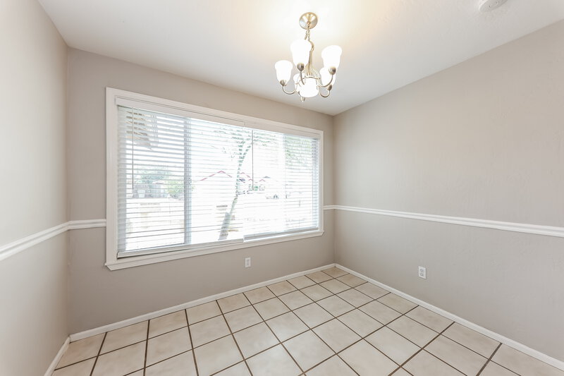 0/Mo, 7706 W San Miguel Ave Glendale, AZ 85303 Dining Room View