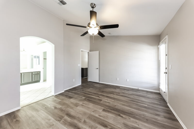 0/Mo, 7706 W San Miguel Ave Glendale, AZ 85303 Main Bedroom View 2