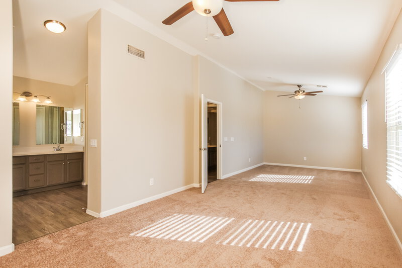 2,290/Mo, 16073 W Grant St Goodyear, AZ 85338 Main Bedroom View 2