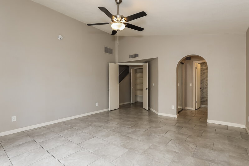 1,835/Mo, 8724 W John Cabot Rd Peoria, AZ 85382 Main Bedroom View 2