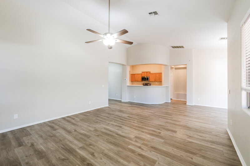 2,305/Mo, 7308 W Superior Ave Phoenix, AZ 85043 Living Room View