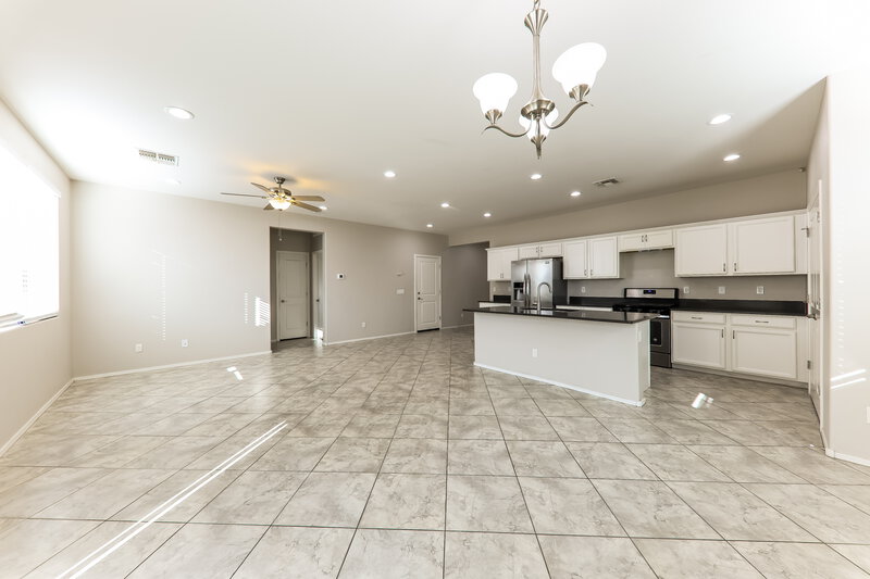 1,890/Mo, 1287 N 166th Ave Goodyear, AZ 85338 Dining Room View