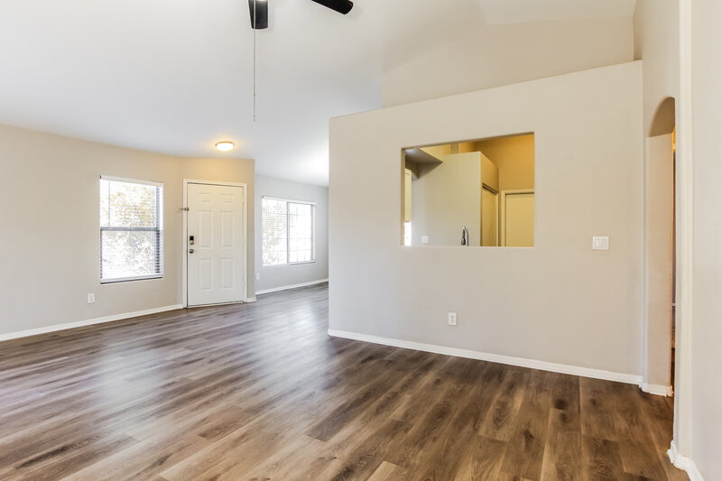 1,665/Mo, 13381 W Ocotillo Ln Surprise, AZ 85374 Dining Room View