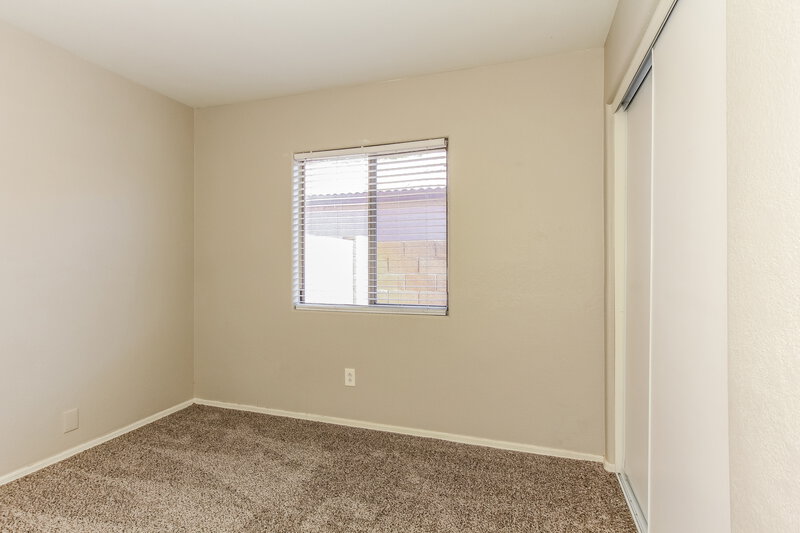 1,665/Mo, 13381 W Ocotillo Ln Surprise, AZ 85374 Bedroom View 2