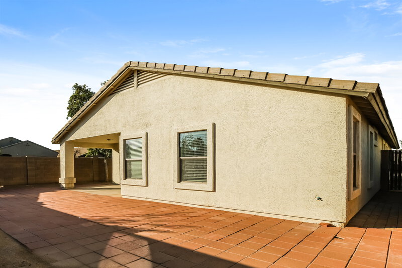 1,980/Mo, 7123 S 31st Dr Phoenix, AZ 85041 Rear View 2