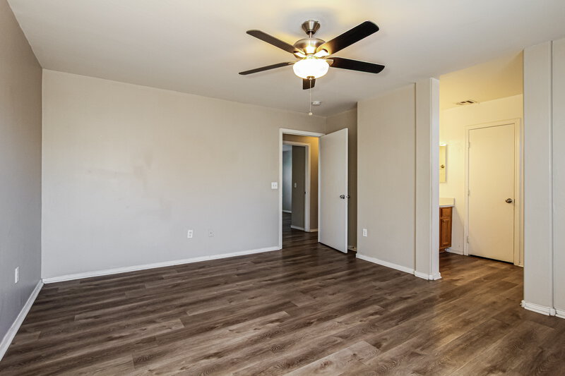 2,090/Mo, 3917 W Minton St Phoenix, AZ 85041 Main Bedroom View 2