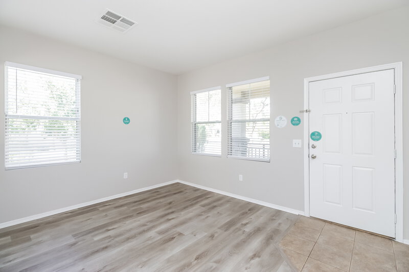 2,265/Mo, 3917 W Minton St Phoenix, AZ 85041 Bedroom View 2