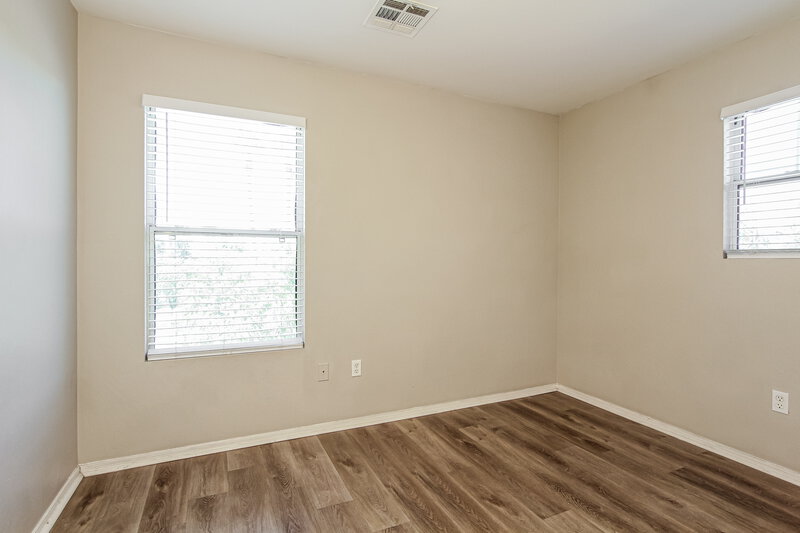 2,090/Mo, 3917 W Minton St Phoenix, AZ 85041 Bedroom View 4