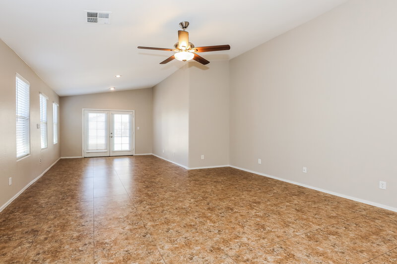 1,990/Mo, 3312 W Five Mile Peak Dr San Tan Valley, AZ 85142 Living Room View 3
