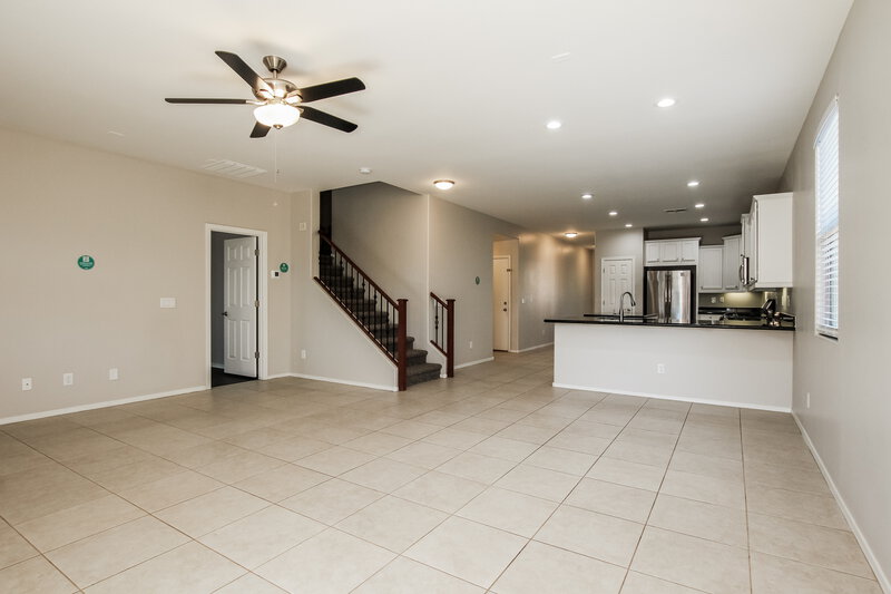 2,550/Mo, 16967 W Hilton Ave Goodyear, AZ 85338 Living Room View 2