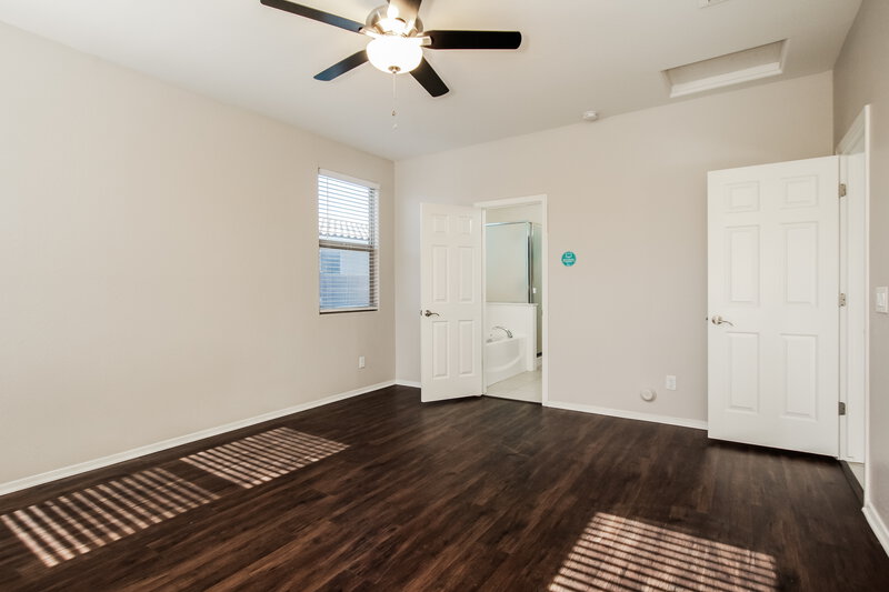 2,550/Mo, 16967 W Hilton Ave Goodyear, AZ 85338 Main Bedroom View 2