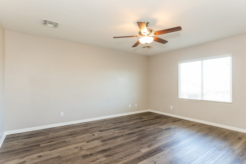 2,795/Mo, 5809 S 27th Ln Phoenix, AZ 85041 Main Bedroom View