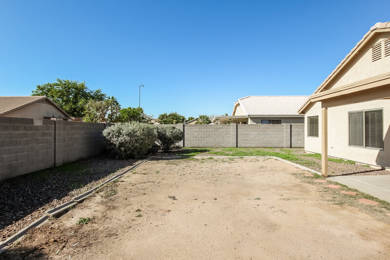 1,700/Mo, 13273 W Mauna Loa Ln Surprise, AZ 85379 Exterior View