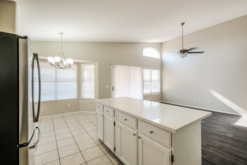2,140/Mo, 2709 N 122nd Avenue Avondale, AZ 85392 Dining Room View