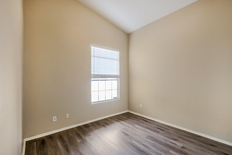 2,140/Mo, 2709 N 122nd Avenue Avondale, AZ 85392 Bedroom View 2