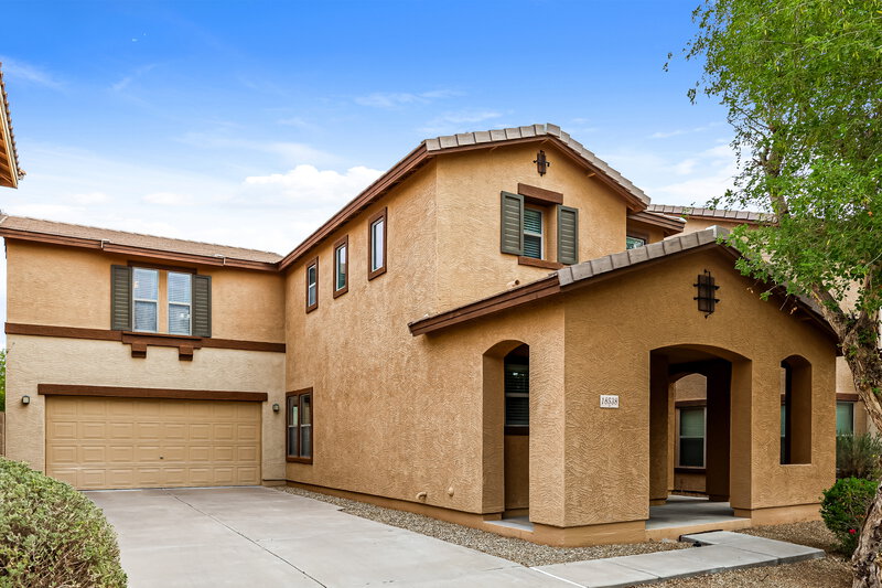 2,020/Mo, 18538 W Fairway Dr Surprise, AZ 85374 Front View