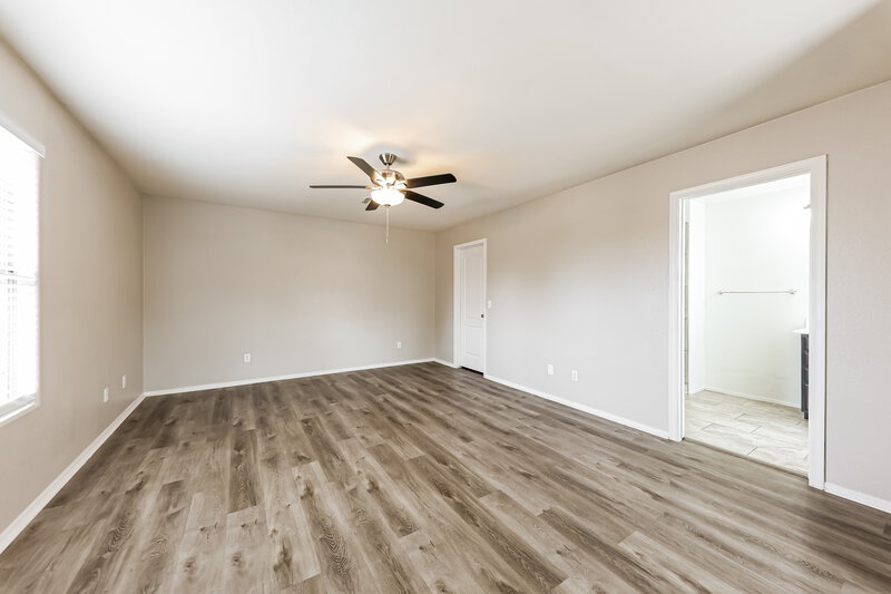 2,020/Mo, 18538 W Fairway Dr Surprise, AZ 85374 Main Bedroom View