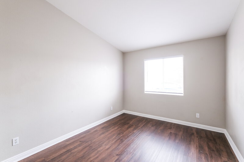 1,870/Mo, 6634 W Pima Street Phoenix, AZ 85043 Bedroom View 3