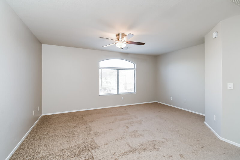 2,085/Mo, 135 W Brangus Way San Tan Valley, AZ 85143 Main Bedroom View