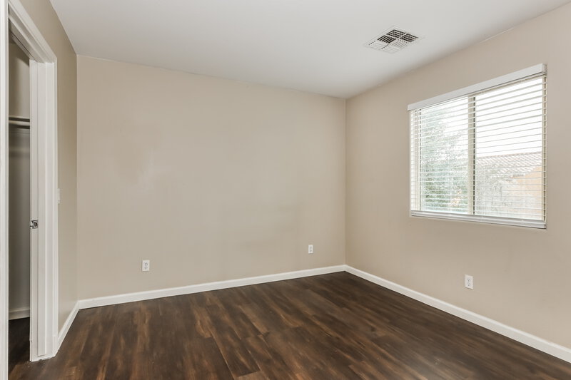 1,995/Mo, 339 S Travis Mesa, AZ 85208 Bedroom View 3