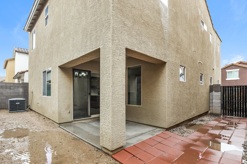 1,995/Mo, 339 S Travis Mesa, AZ 85208 Rear View