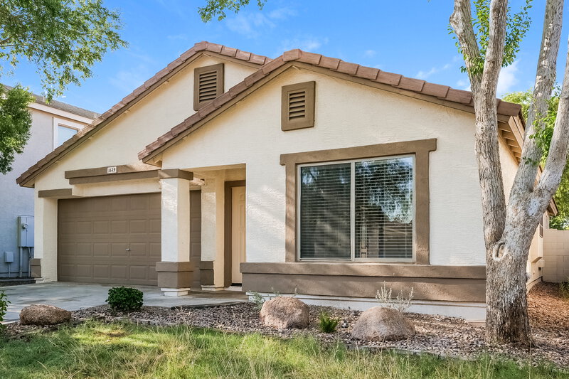 1,890/Mo, 1649 E Leslie Ave San Tan Valley, AZ 85140 Front View