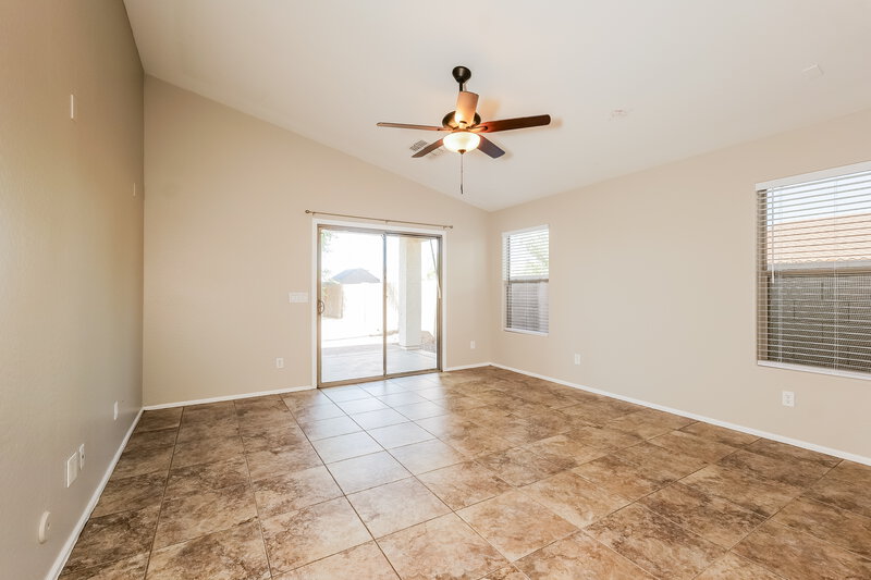 1,890/Mo, 1649 E Leslie Ave San Tan Valley, AZ 85140 Dining Room View