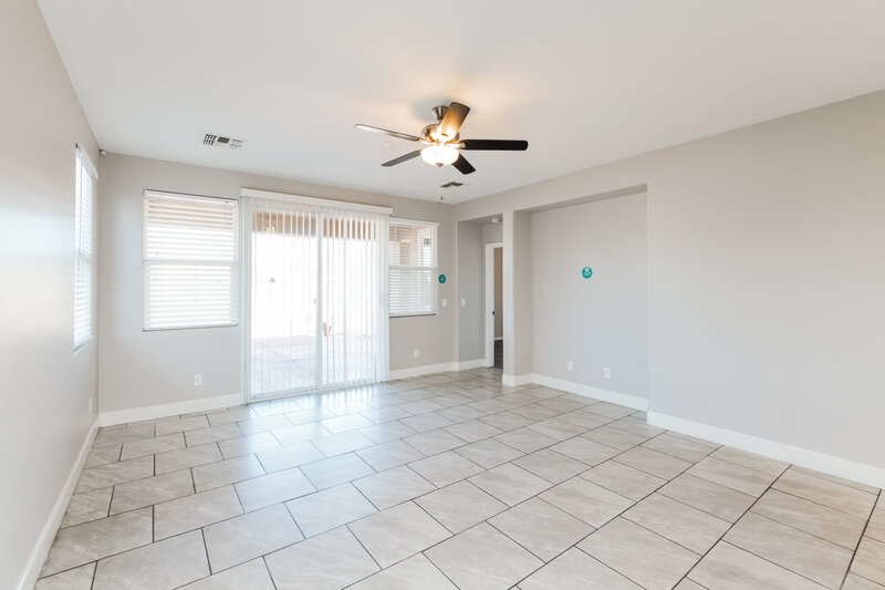 2,125/Mo, 1720 S 104th Ln Tolleson, AZ 85353 Living Room View