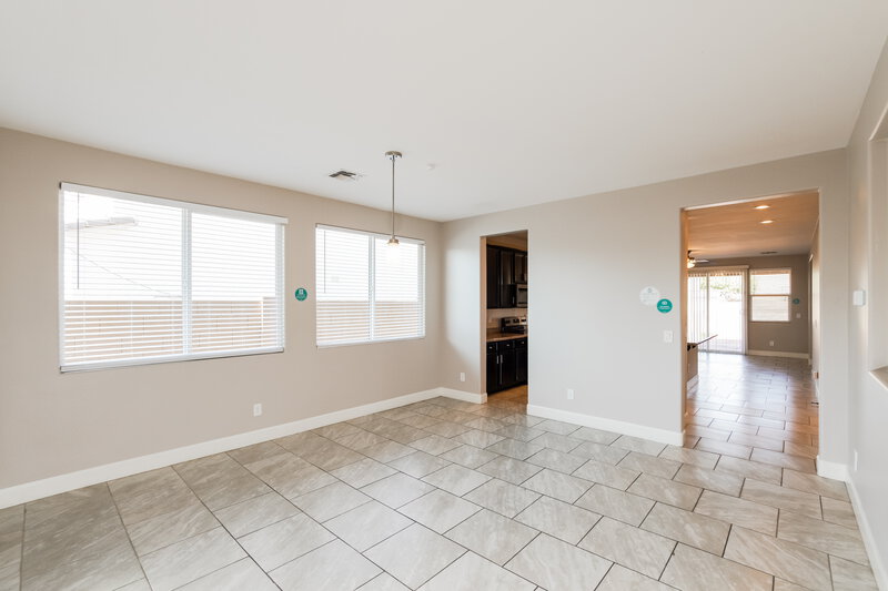 2,125/Mo, 1720 S 104th Ln Tolleson, AZ 85353 Dining Room View 2