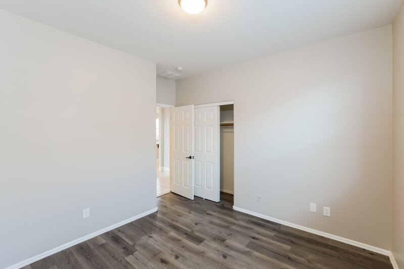 2,125/Mo, 1720 S 104th Ln Tolleson, AZ 85353 Bedroom View 2
